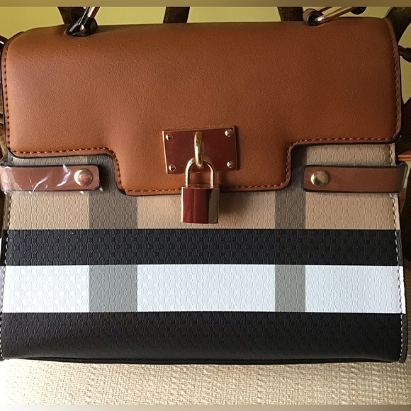 Deluxity shoulder Bag - Picture 9 of 11